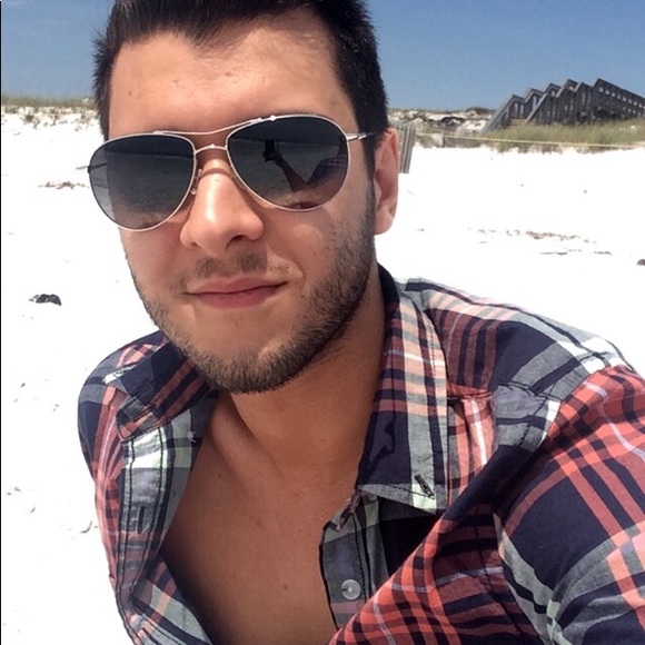 Meet your Posher, Christopher - Picture 8 of 16